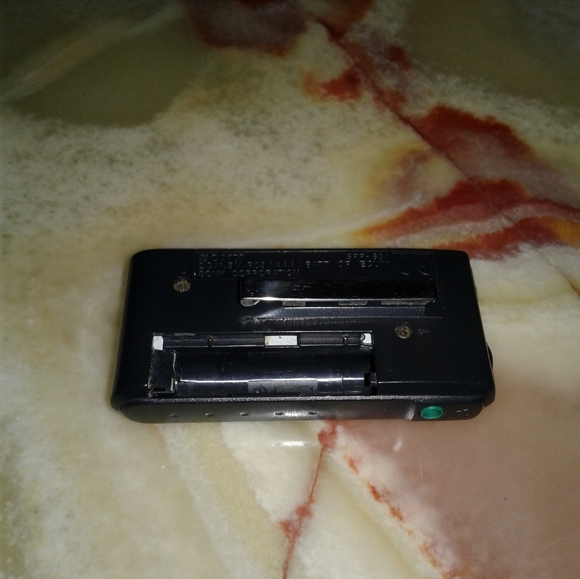 Sony SRF-S84 FM/AM stereo Super Compact Radio Walkman blue belt clip - Picture 4 of 5